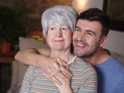 Beim Altersunterschied kann in einer Beziehung auch die Frau die Ältere im Paar sein