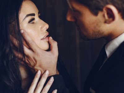 Viele stellen sich eine Affäre neben ihrer Beziehung als besonders aufreizend vor