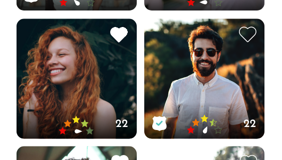 Profile mit Altersangabe, Verifizierung und Bewertungssternen in der Diner Date Dating-App.