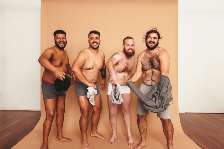 Mehr über den Artikel erfahren Erst sich finden, dann die Liebe: Der neue Dating-Trend für echte Begegnungen